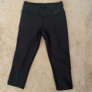 Nike crop leggings